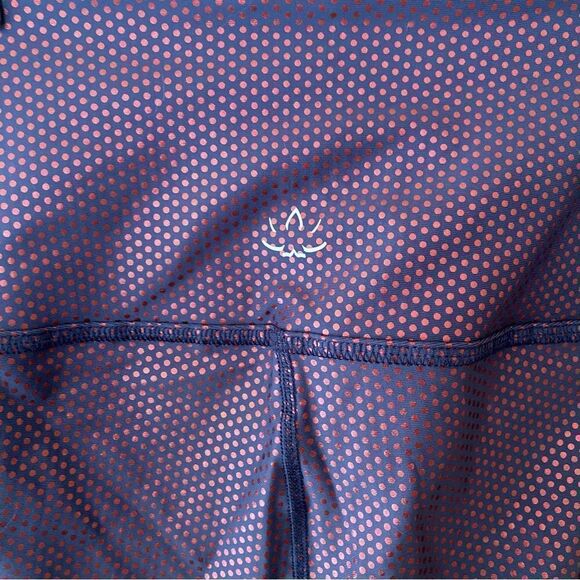 NWT Beyond Yoga spot on leggings work out athleisure dot print metallic sheen M - Picture 12 of 14